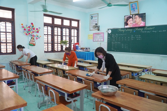 Học sinh Quảng Bình sẽ trở lại trường vào ngày 4/5 - 1