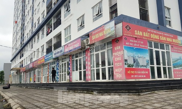 Sàn môi giới địa ốc vẫn cửa đóng, then cài khi hết hạn cánh ly xã hội - 1 Sàn môi giới địa ốc vẫn cửa đóng, then cài khi hết hạn cánh ly xã hội - 1