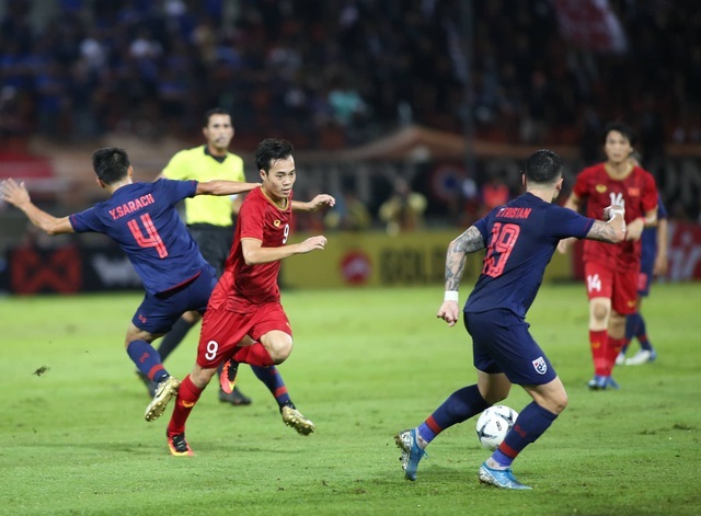 Tuyển thủ Thái Lan tin sẽ soán ngôi đội tuyển Việt Nam