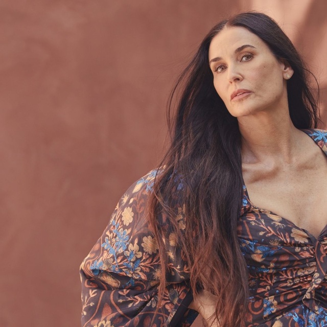 Demi Moore vượt qua tuổi thơ bất hạnh và hôn nhân trắc trở như thế nào? - 4 Demi Moore vượt qua tuổi thơ bất hạnh và hôn nhân trắc trở như thế nào? - 4