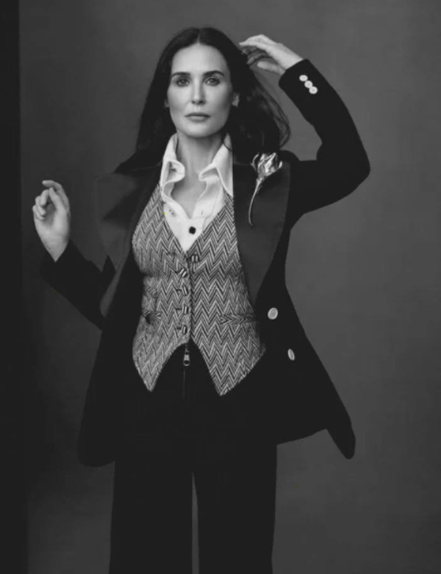 Demi Moore vượt qua tuổi thơ bất hạnh và hôn nhân trắc trở như thế nào? - 15 Demi Moore vượt qua tuổi thơ bất hạnh và hôn nhân trắc trở như thế nào? - 15