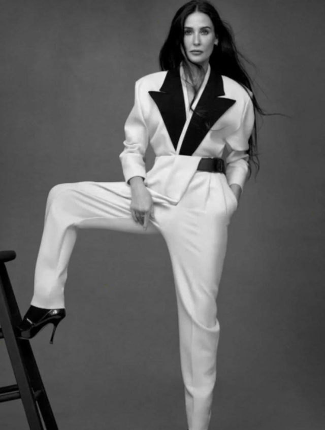 Demi Moore vượt qua tuổi thơ bất hạnh và hôn nhân trắc trở như thế nào? - 14 Demi Moore vượt qua tuổi thơ bất hạnh và hôn nhân trắc trở như thế nào? - 14