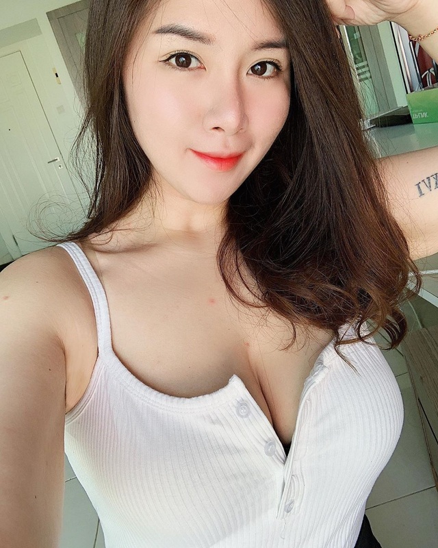 Từng nặng 122 kg, cô gái lột xác thành hot girl quyến rũ - 4 Từng nặng 122 kg, cô gái lột xác thành hot girl quyến rũ - 4