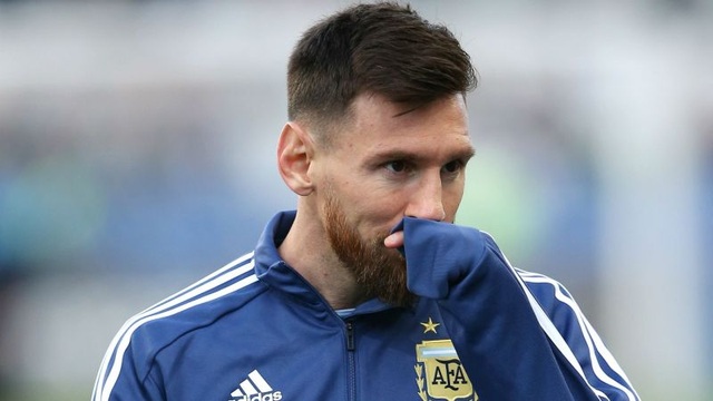 Aguero lên tiếng bảo vệ Messi trước những chỉ trích