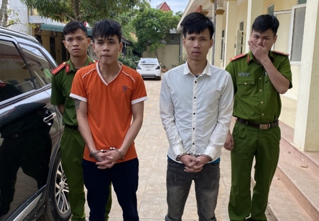 Dùng gái mại dâm làm mồi câu lừa đảo chiếm đoạt tài sản - 1 Dùng gái mại dâm làm mồi câu lừa đảo chiếm đoạt tài sản - 1