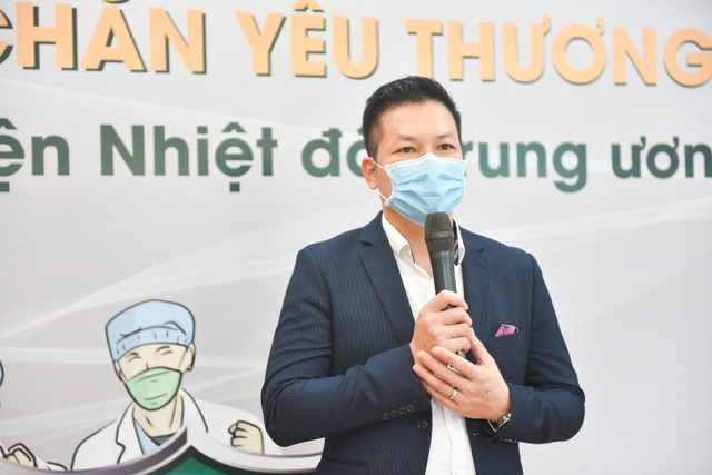 Bạn đọc Dân trí tiếp tục ủng hộ tuyến đầu chống dịch hơn 1,7 tỉ đồng - 4 Bạn đọc Dân trí tiếp tục ủng hộ tuyến đầu chống dịch hơn 1,7 tỉ đồng - 4