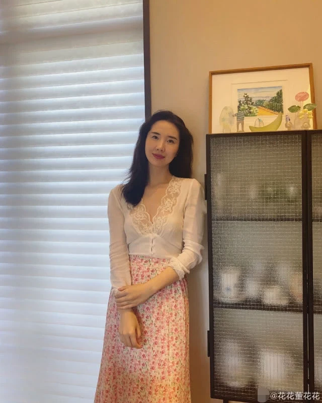Hotgirl 8x phản ứng thế nào sau khi chủ tịch Taobao bị giáng chức - 8 Hotgirl 8x phản ứng thế nào sau khi chủ tịch Taobao bị giáng chức - 8