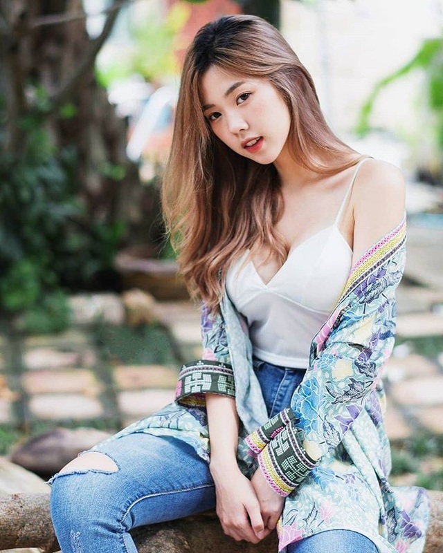 Nụ cười tỏa nắng của hot girl Thái Lan hút nửa triệu fan trên mạng xã hội - 15 Nụ cười tỏa nắng của hot girl Thái Lan hút nửa triệu fan trên mạng xã hội - 15