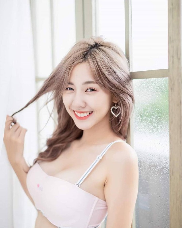 Nụ cười tỏa nắng của hot girl Thái Lan hút nửa triệu fan trên mạng xã hội - 10 Nụ cười tỏa nắng của hot girl Thái Lan hút nửa triệu fan trên mạng xã hội - 10