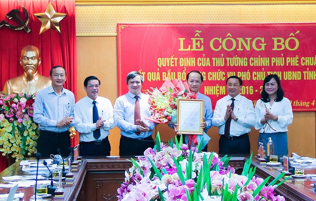 Thủ tướng phê chuẩn tân Phó chủ tịch tỉnh Hà Tĩnh
