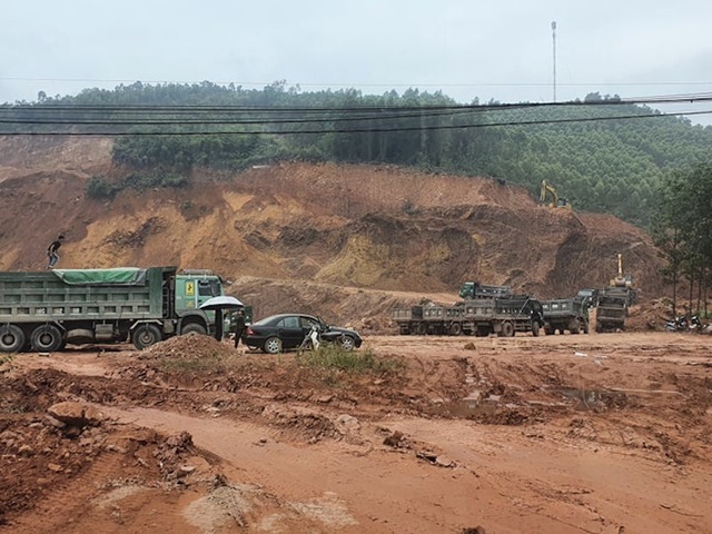 Quốc lộ xuống cấp cướp nhiều mạng người tại Bắc Giang: Kinh khủng, ác mộng! - 3 Quốc lộ xuống cấp cướp nhiều mạng người tại Bắc Giang: Kinh khủng, ác mộng! - 3