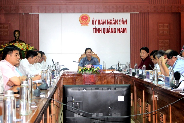Quang Nam hpp ve mua sam vat tu phong chong Covid-19 Quang Nam hpp ve mua sam vat tu phong chong Covid-19