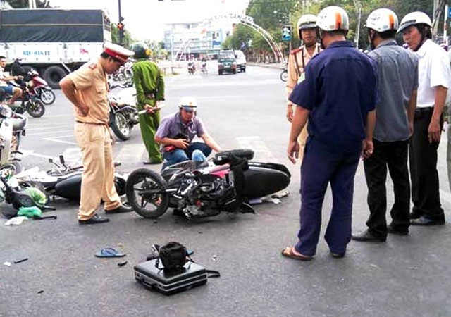 14 người chết vì tai nạn giao thông trong ngày 30/4 - 1 14 người chết vì tai nạn giao thông trong ngày 30/4 - 1