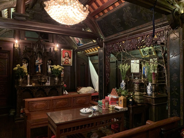 Cận cảnh nhà cổ trăm tuổi toàn bằng gỗ quý, đẹp hiếm có ở Nam Định - 7 Cận cảnh nhà cổ trăm tuổi toàn bằng gỗ quý, đẹp hiếm có ở Nam Định - 7
