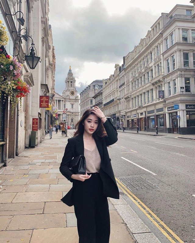 Hot girl Lào gây sốt mạng xã hội Việt, từng học ĐH Ngoại thương - 14 Hot girl Lào gây sốt mạng xã hội Việt, từng học ĐH Ngoại thương - 14