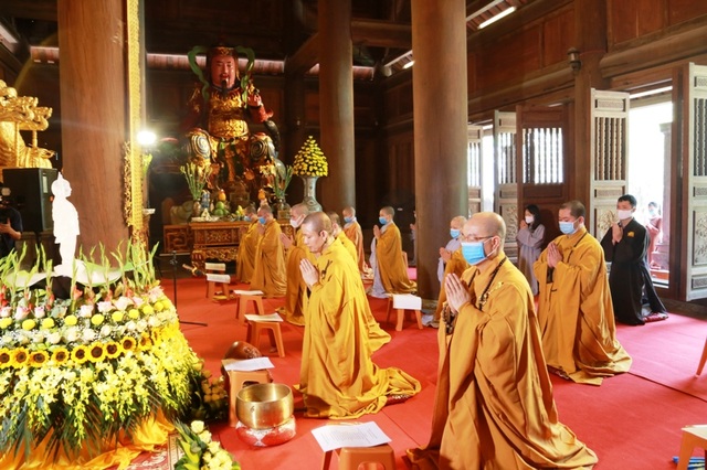 Lễ tắm Phật ở di sản thế giới Tràng An - 3 Lễ tắm Phật ở di sản thế giới Tràng An - 3