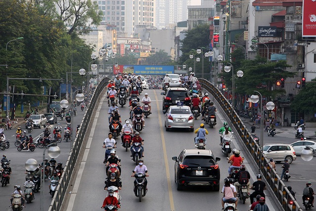 Đường phố Hà Nội đông đúc trở lại sau nghỉ lễ - 10 Đường phố Hà Nội đông đúc trở lại sau nghỉ lễ - 10