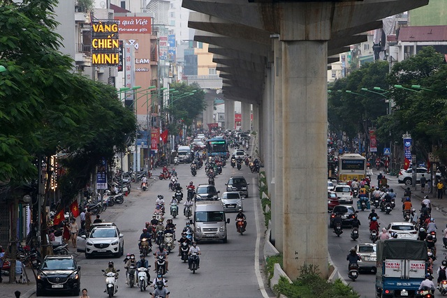 Đường phố Hà Nội đông đúc trở lại sau nghỉ lễ - 5 Đường phố Hà Nội đông đúc trở lại sau nghỉ lễ - 5