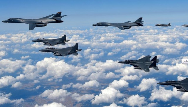 Mỹ đưa máy bay ném bom đến Guam, đẩy mạnh chiến lược 