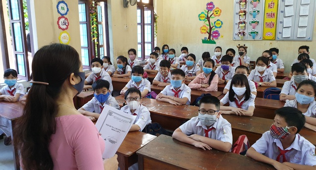 Hàng triệu học sinh đi học trở lại, nhà trường tích cực phòng ngừa dịch - 15 Hàng triệu học sinh đi học trở lại, nhà trường tích cực phòng ngừa dịch - 15