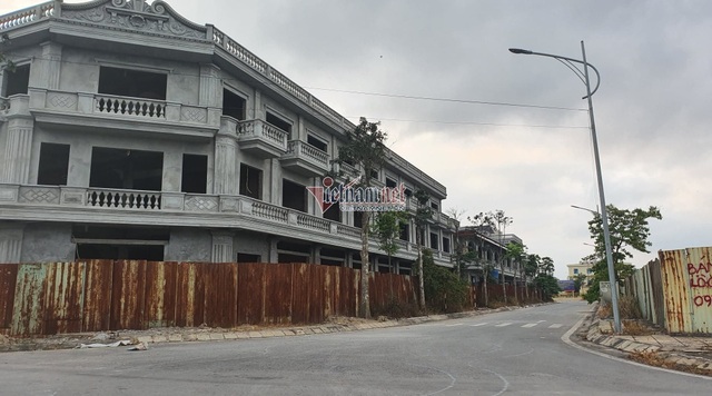 Gói hàng Nguyễn Xuân Đường gửi lên Hà Nội và những lô đất vàng tự nhận sở hữu - 3 Gói hàng Nguyễn Xuân Đường gửi lên Hà Nội và những lô đất vàng tự nhận sở hữu - 3