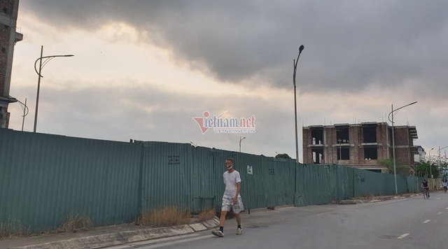 Gói hàng Nguyễn Xuân Đường gửi lên Hà Nội và những lô đất vàng tự nhận sở hữu - 4 Gói hàng Nguyễn Xuân Đường gửi lên Hà Nội và những lô đất vàng tự nhận sở hữu - 4