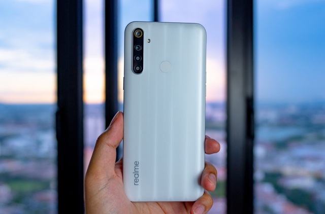 Những smartphone mới nổi bật trong tháng 5/2020 - 4 Những smartphone mới nổi bật trong tháng 5/2020 - 4