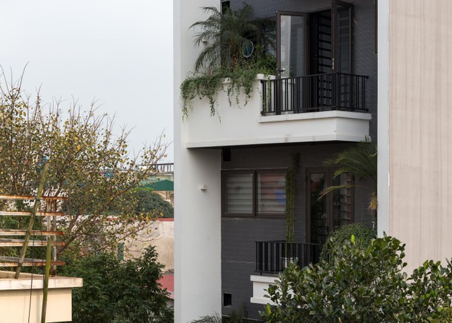 Ngôi nhà với mặt tiền so le đón nắng lạ mắt của cặp vợ chồng ở Bắc Ninh - 4 Ngôi nhà với mặt tiền so le đón nắng lạ mắt của cặp vợ chồng ở Bắc Ninh - 4