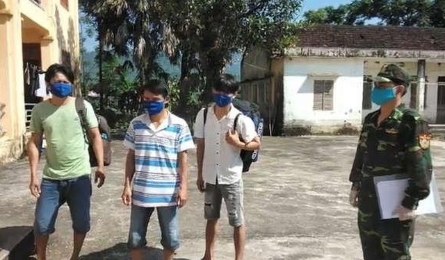 Cách ly 4 người vượt biên trái phép từ Lào về Việt Nam - 3 Cách ly 4 người vượt biên trái phép từ Lào về Việt Nam - 3