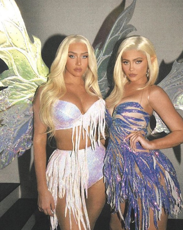 Bạn thân của Kylie Jenner tung ảnh gợi cảm - 8 Bạn thân của Kylie Jenner tung ảnh gợi cảm - 8