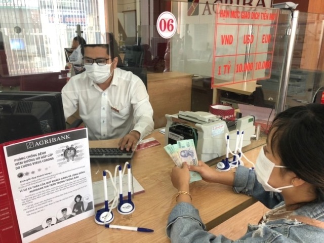 Agribank miễn giảm lãi, hạ lãi suất cho 27.500 khách hàng ảnh hưởng dịch Covid-19 - 1 Agribank miễn giảm lãi, hạ lãi suất cho 27.500 khách hàng ảnh hưởng dịch Covid-19 - 1
