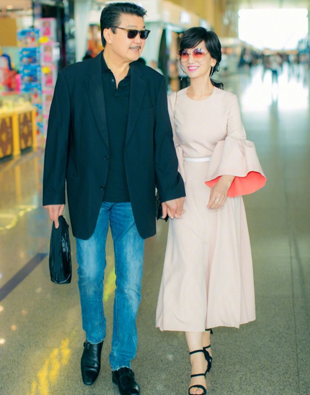 Minh tinh Triệu Nhã Chi: Cựu tiếp viên hàng không hạnh phúc bên chồng doanh nhân - Ảnh minh hoạ 17