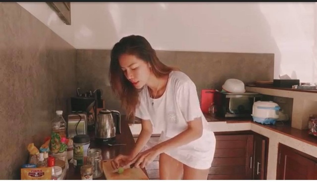 Mắc kẹt tại Bali vì Covid-19, Minh Tú trải nghiệm “Tết im lặng” độc lạ - 11 Mắc kẹt tại Bali vì Covid-19, Minh Tú trải nghiệm “Tết im lặng” độc lạ - 11