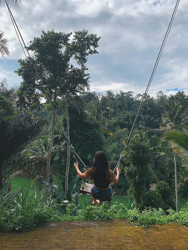 Mắc kẹt tại Bali vì Covid-19, Minh Tú trải nghiệm “Tết im lặng” độc lạ - 8 Mắc kẹt tại Bali vì Covid-19, Minh Tú trải nghiệm “Tết im lặng” độc lạ - 8