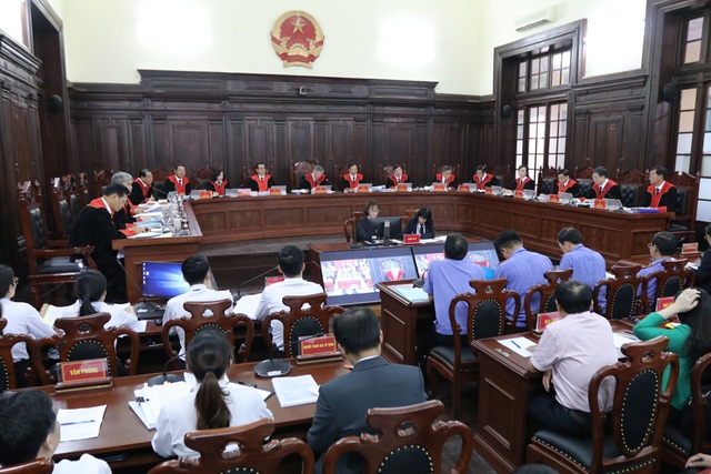 Giám đốc thẩm vụ Hồ Duy Hải: Tại sao không thu được vật chứng là cái thớt? - 2 Giám đốc thẩm vụ Hồ Duy Hải: Tại sao không thu được vật chứng là cái thớt? - 2