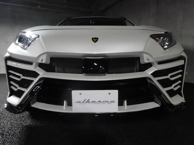 Độ xe Toyota thành Lamborghini Urus - 5