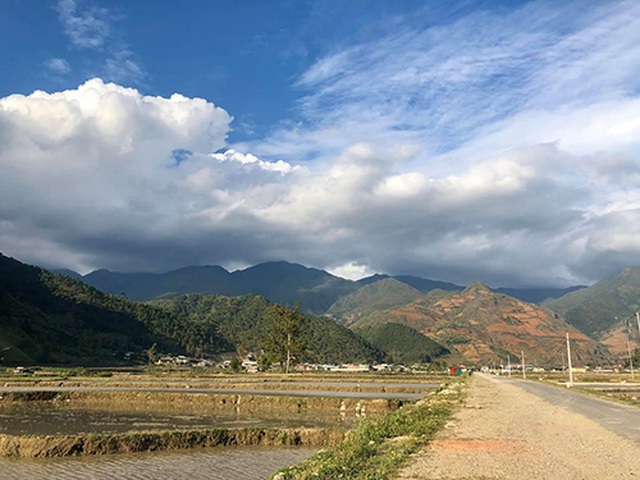 Lên Sơn La săn mây, tắm khoáng, ngắm ruộng bậc thang mùa nước đổ - 5 Lên Sơn La săn mây, tắm khoáng, ngắm ruộng bậc thang mùa nước đổ - 5