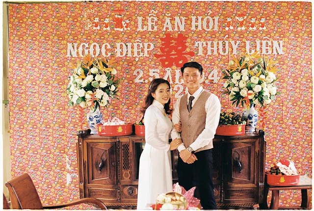 Đám hỏi đậm chất hoài cổ của cặp đôi yêu nhau 10 năm - 2