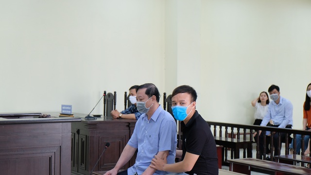 Cựu trưởng Công an thành phố Thanh Hóa hầu tòa - 2 Cựu trưởng Công an thành phố Thanh Hóa hầu tòa - 2