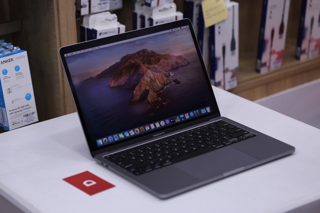 Macbook Pro 2020 đầu tiên về Việt Nam, giá từ 41,9 triệu - Ảnh minh hoạ 3