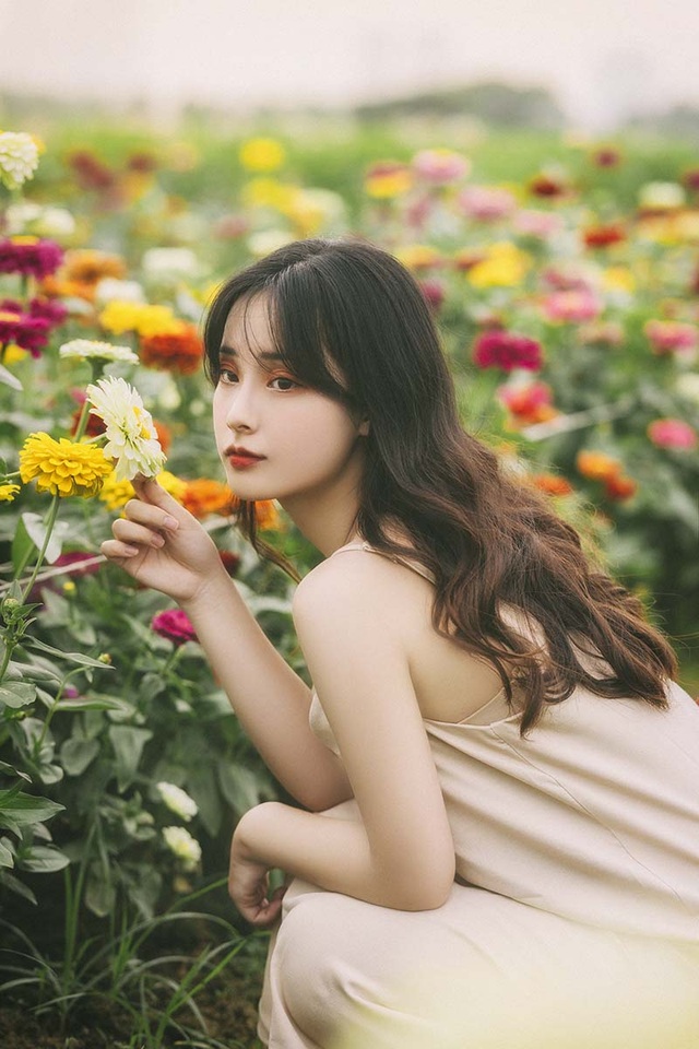 “Nàng thơ” Hà thành sở hữu nhan sắc xinh như búp bê - 7 “Nàng thơ” Hà thành sở hữu nhan sắc xinh như búp bê - 7