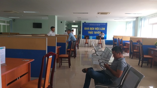Đà Nẵng: Mỏi mắt tìm lao động tại Phiên Giao dịch việc làm sau cách ly - 4 Đà Nẵng: Mỏi mắt tìm lao động tại Phiên Giao dịch việc làm sau cách ly - 4