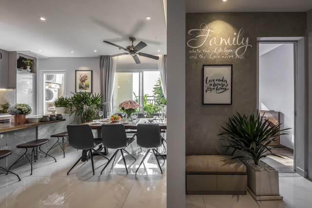 Căn hộ 100m2 ở Sài Gòn như rộng ra gấp đôi nhờ độc chiêu thiết kế không ngờ - 11 Căn hộ 100m2 ở Sài Gòn như rộng ra gấp đôi nhờ độc chiêu thiết kế không ngờ - 11