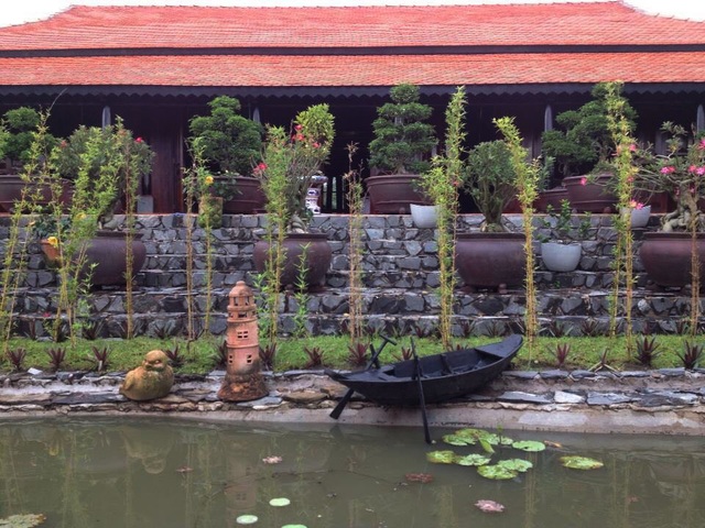 Chiêm ngưỡng ngôi nhà cổ tuyệt đẹp, rộng thẳng cánh cò bay ở Long An - 3 Chiêm ngưỡng ngôi nhà cổ tuyệt đẹp, rộng thẳng cánh cò bay ở Long An - 3