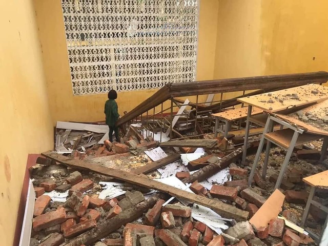Mưa giông tàn phá hàng nghìn ngôi nhà ở Thái Nguyên - 2 Mưa giông tàn phá hàng nghìn ngôi nhà ở Thái Nguyên - 2