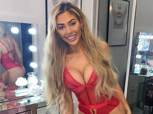 Chloe Ferry giảm cân vì bị nhận lời chê bai quá nhiều - 1 Chloe Ferry giảm cân vì bị nhận lời chê bai quá nhiều - 1