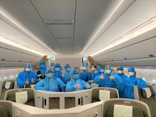 Hơn 270 người Việt “mắc kẹt” ở Malaysia được đưa về nước - 5 Hơn 270 người Việt “mắc kẹt” ở Malaysia được đưa về nước - 5