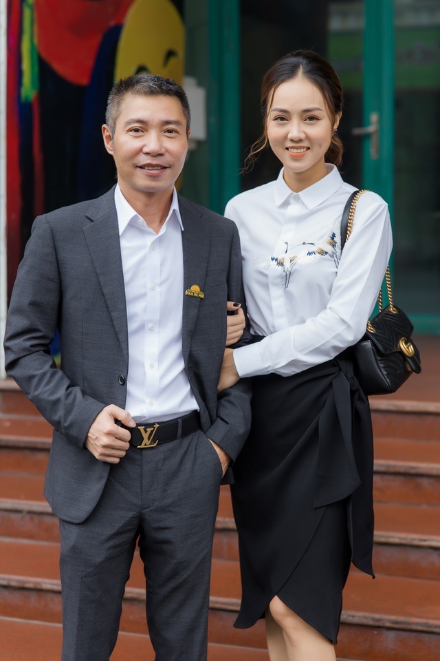 Thời “vô danh”, NSND Công Lý từng làm... người mẫu ca nhạc - 11 Thời “vô
danh”, NSND Công Lý từng làm... người mẫu ca nhạc - 11