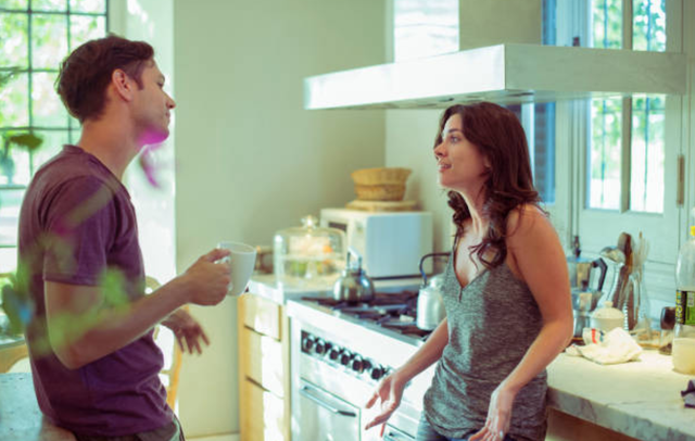 Bố mẹ vợ lo xa hay con rể “bụng ta suy ra bụng người”? - 1 Bố mẹ vợ lo xa hay con rể “bụng ta suy ra bụng người”? - 1