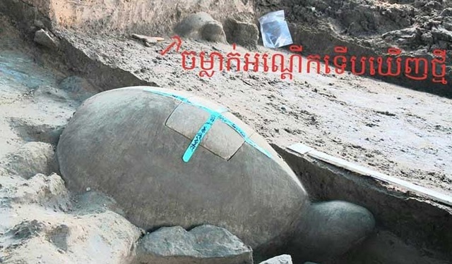Tìm thấy tượng rùa dài một mét chìm dưới hồ chứa nước - 2 Tìm thấy tượng rùa dài một mét chìm dưới hồ chứa nước - 2